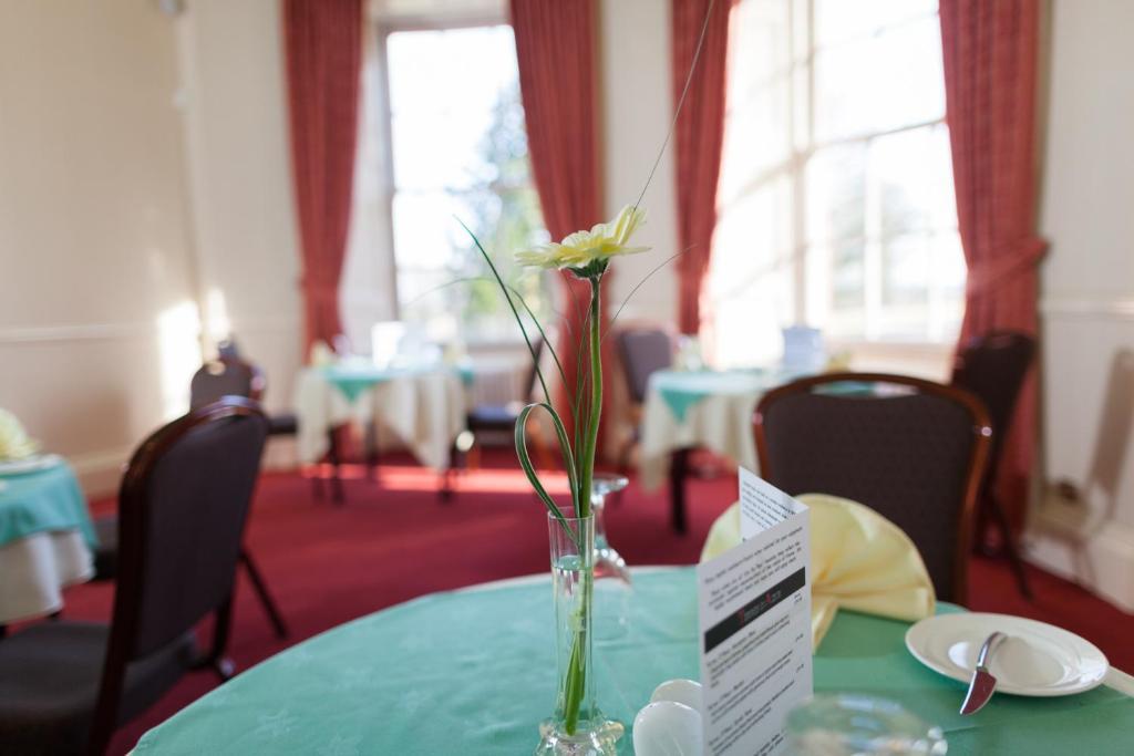 Woodland House Hotel Dumfries Esterno foto