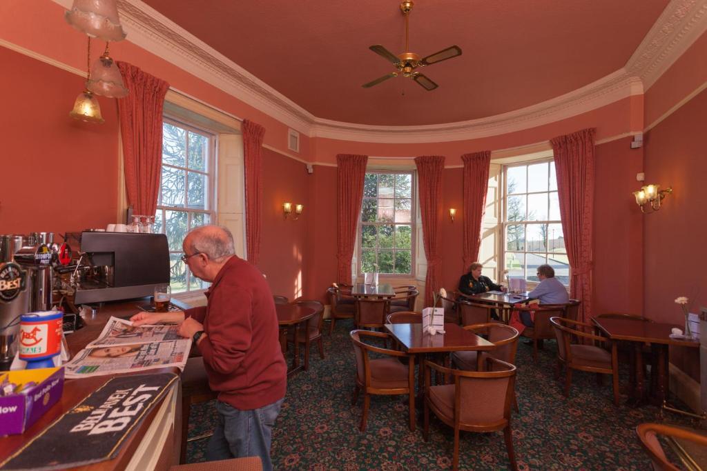 Woodland House Hotel Dumfries Esterno foto